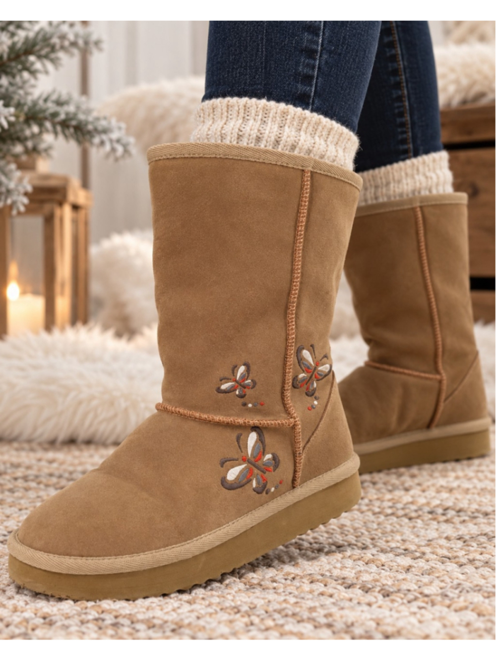 Skechers Boots Size 9.5 Sand Leather Faux Fur Lined Cozy Winter Comfort Fashion